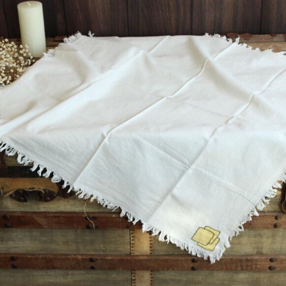 Vintage 1960s Tablecloth, 36 Inch Feedsack Cloth With Fringe and Cutwork - Picture 1 of 10